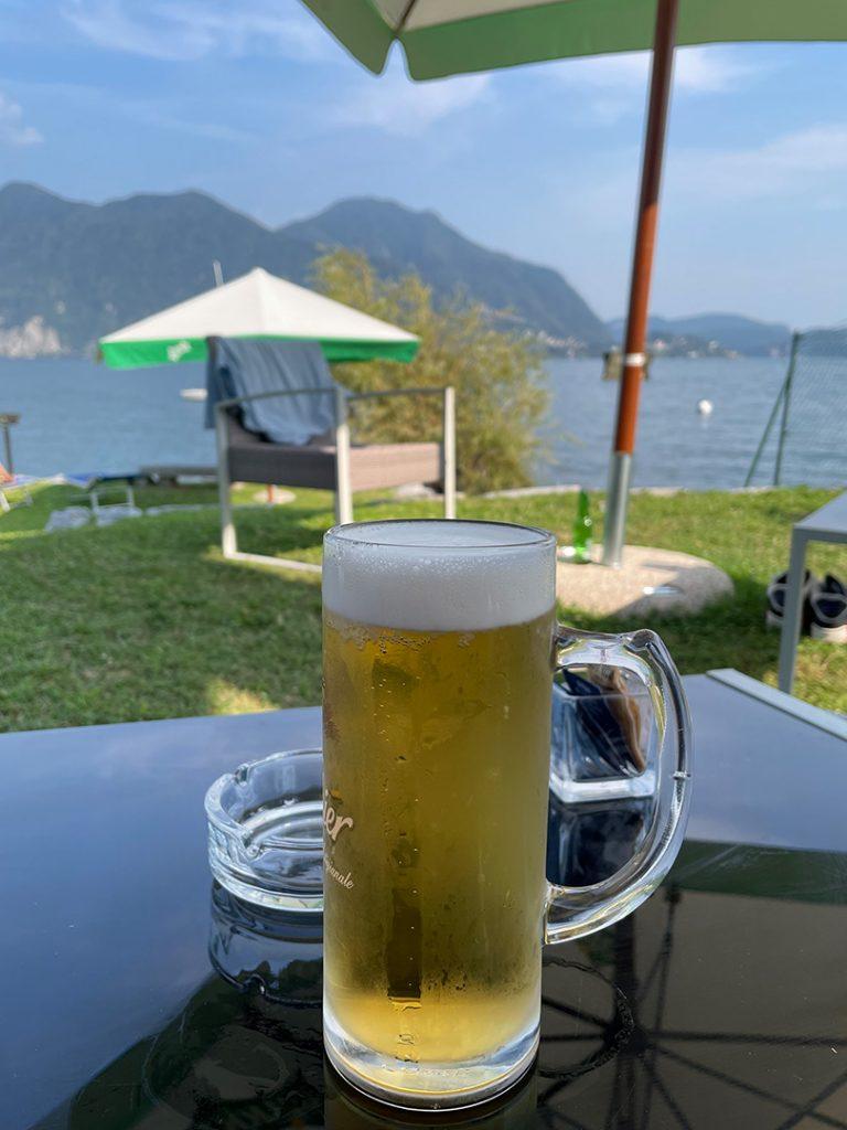 strand03 768x1024 - Home